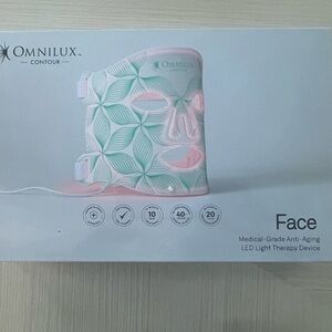 Contour White and Green LED Light Therapy Mask
